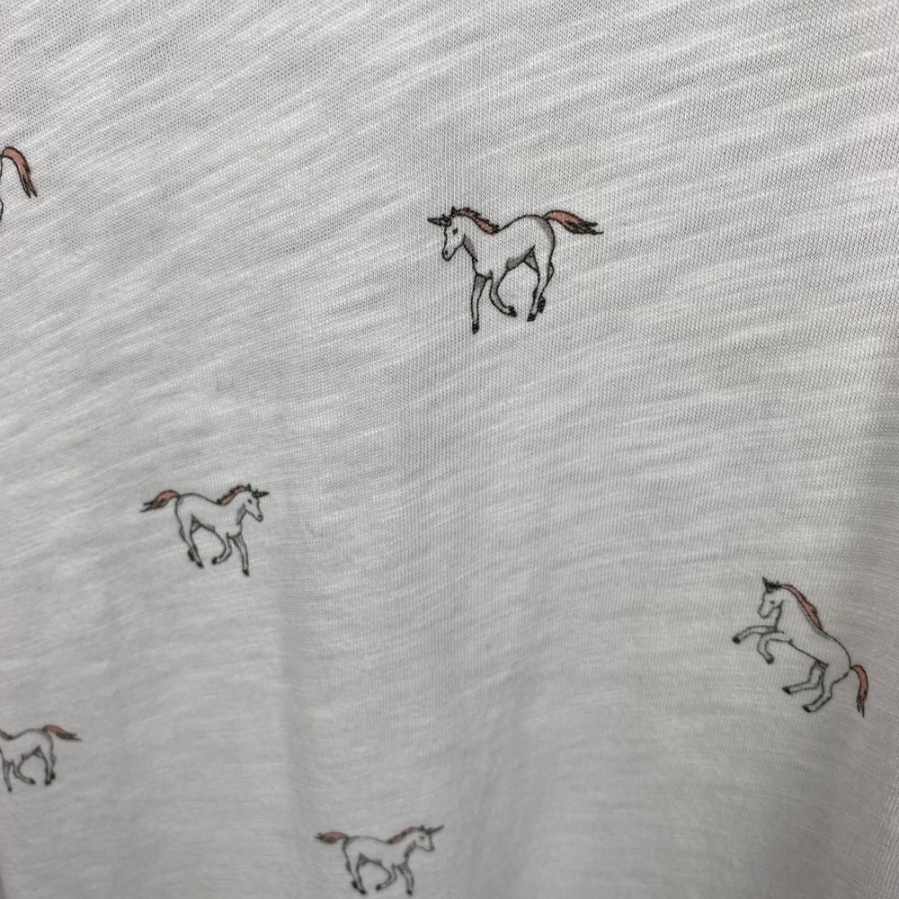 Torrid White Unicorn Classic Pocket Tee Size 1 - Picture 5 of 8
